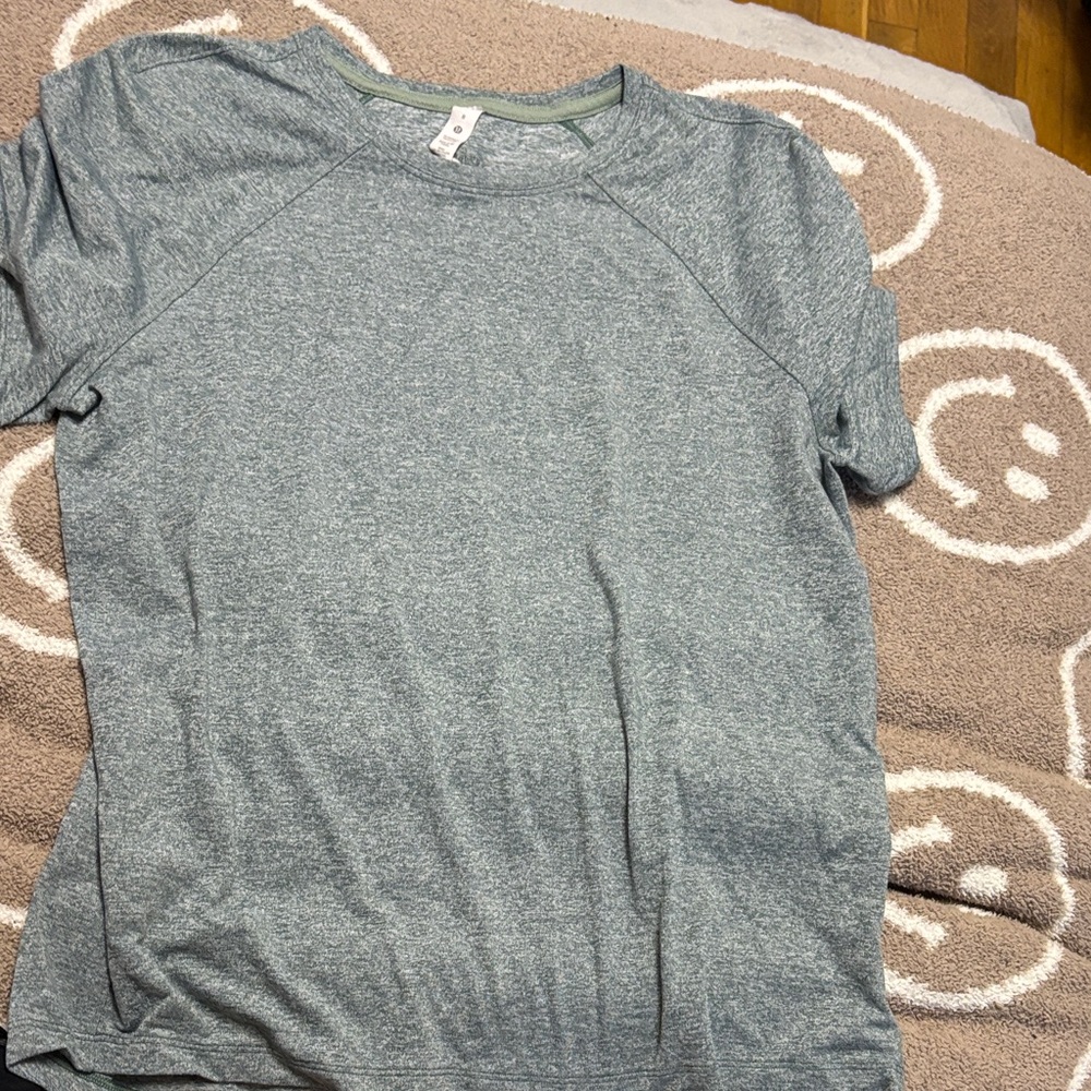 lululemon athletica Gray Short Sleeve Tee